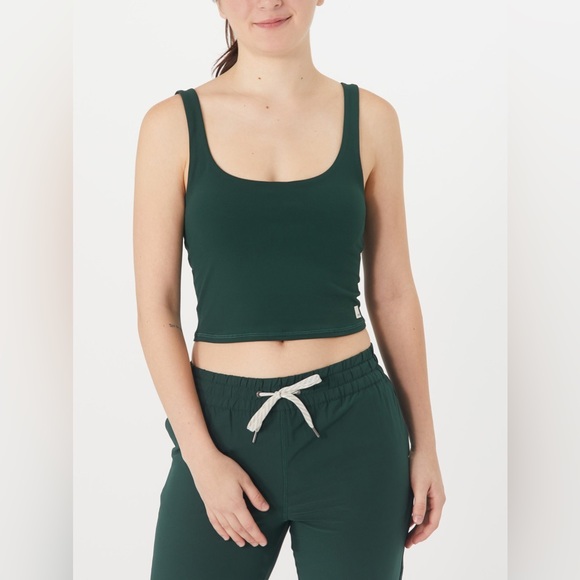 Vuori Other - Vuori Women's Daily Crop Grass Large